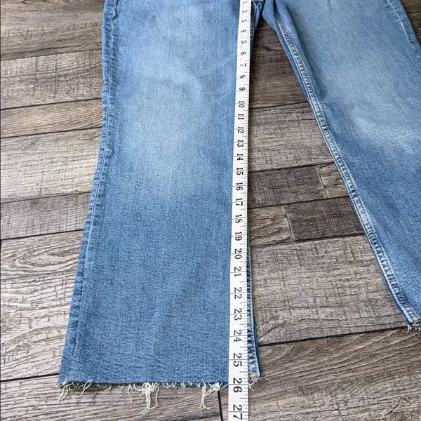 Zara High Rise Straight Leg Light Blue Wash Raw Distressed Hem Jeans - Image 5