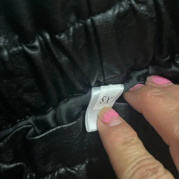 Black faux Leather Women Shorts XS - Image 4