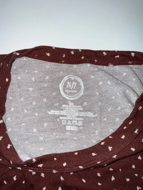 Maurices 24/7 Rust Brown Dotted Tee Crew Neck Short Sleeve - Image 7