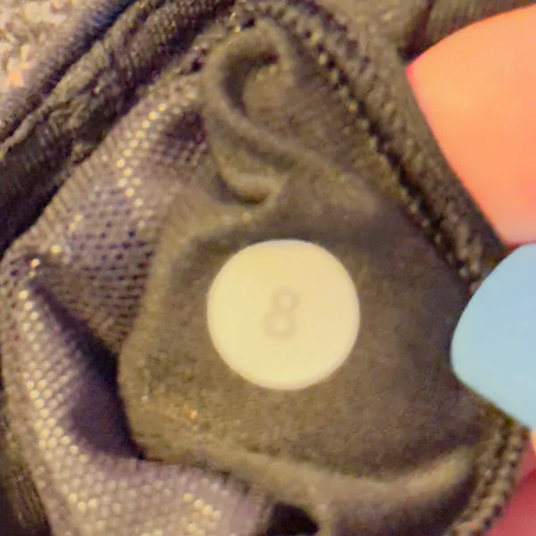 273 | Lululemon Free To Be Serene‎ Women 8 Strappy Back Sports Bra Blue Multi - Image 4