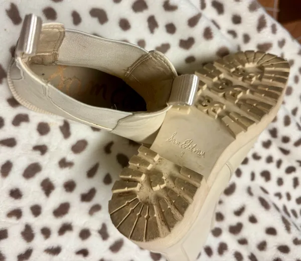 Sam Edelman ivory Chelsea boots 9 - Image 3