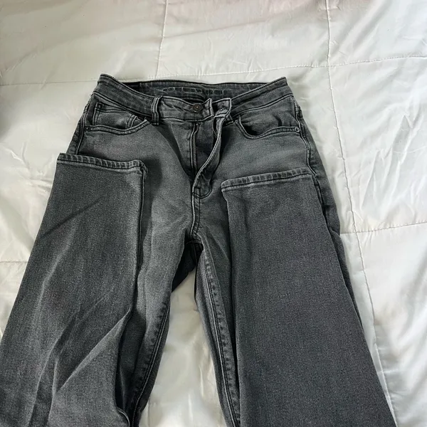 american eagle mom jean - Image 2