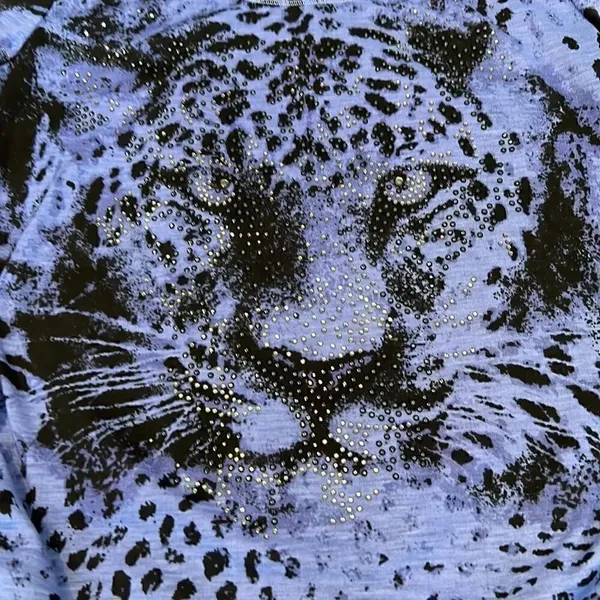 NWT Thomas & Olivia szS Lustry lavender SS leopard print studded rouched Tshirt - Image 3