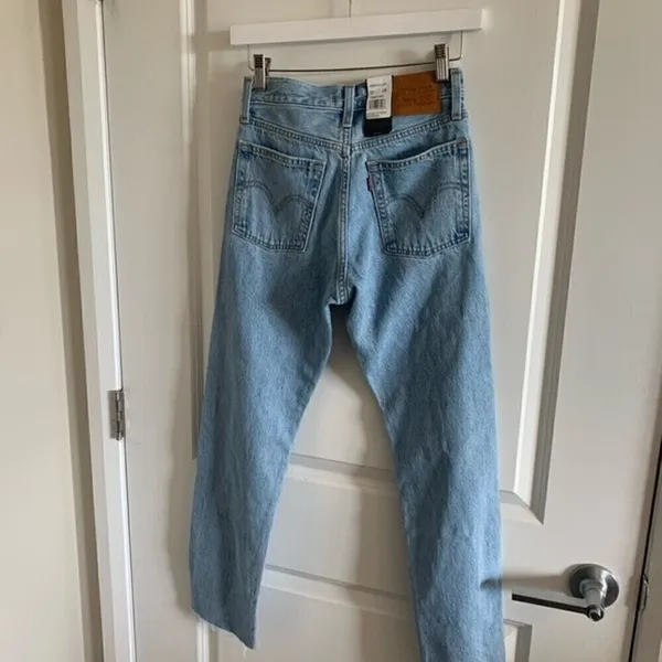 LEVI’S wedgie straight light wash jeans - Image 7