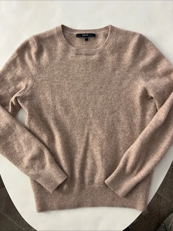 Quince Mongolian Cashmere Crewneck Sweater in Oatmeal Small - Image 4