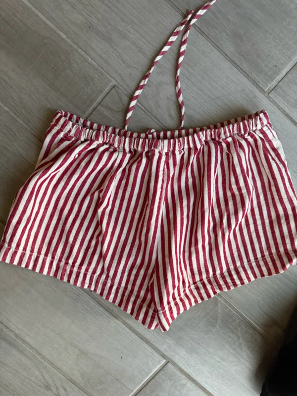 Women’s Red & Cream Striped Drawstring Athletic Shorts Size M - Image 4