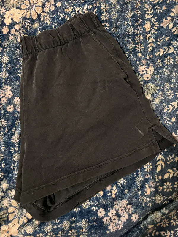 Nike Lounge Cotton Shorts - Image 2