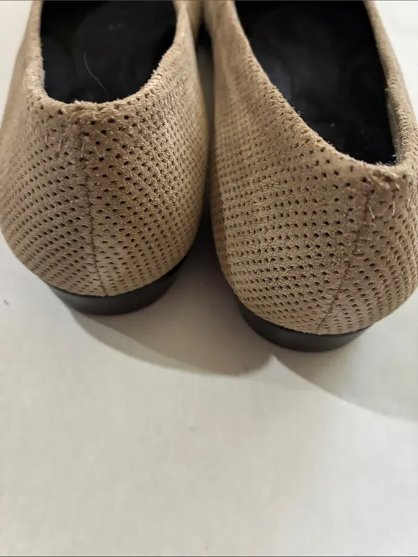 AEROSOLES Beige Perforated Ballet Flats with Black Toe - Image 3