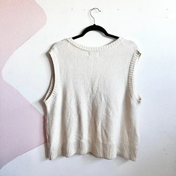 Old‎ Navy Cable Knit Sweater Vest Retro Cottagecore Cozy Fisherman Cream XL - Image 2