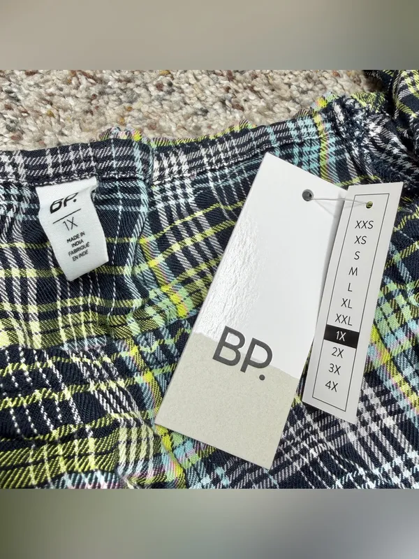 BP Plaid Square Neck Smocked Crop Top Blouse 1X Green Blue Black NWT Plus Size - Image 4