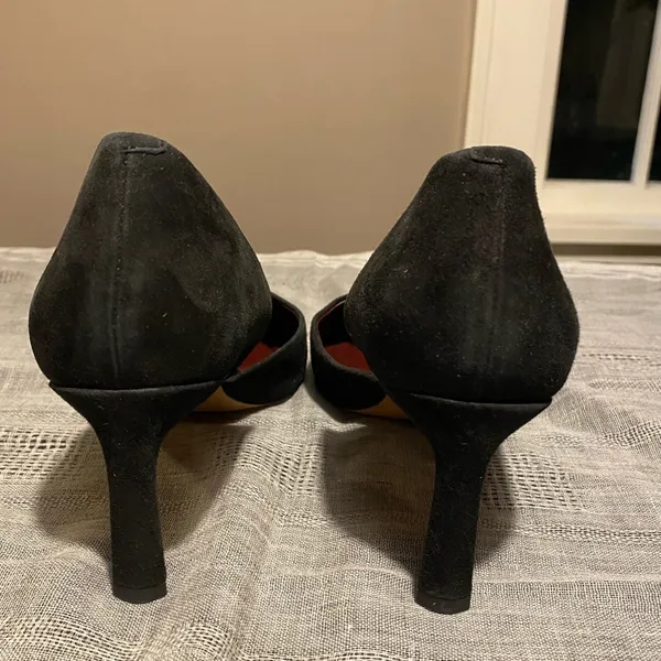Franco Sarto black suede “Tana” heels size 8.5. D’Orsay style. Padded insole - Image 6