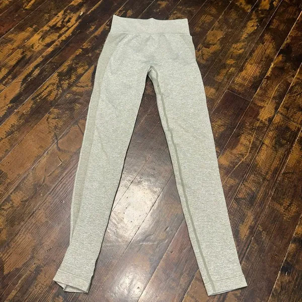 Gymnshark sage Vital seamless S workout athletic leggings - Image 3