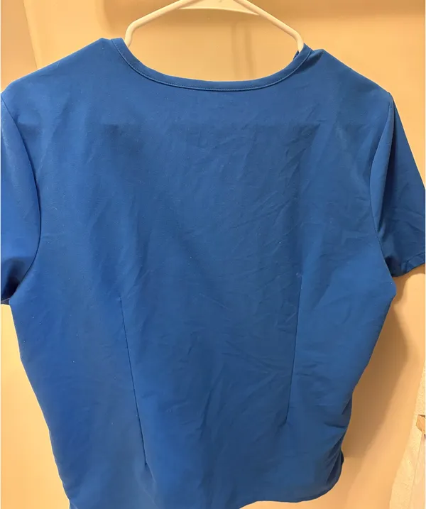 FIGS Catarina Scrub Top - Image 3