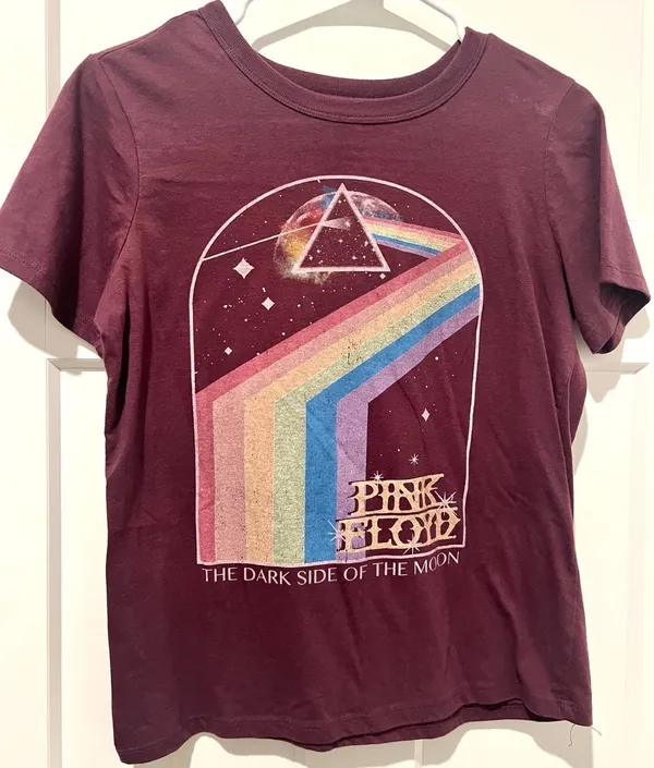 Pink Floyd Women’s T-Shirt Top Dark Side of the Moon Band Tee Maroon Size XS - Image 2