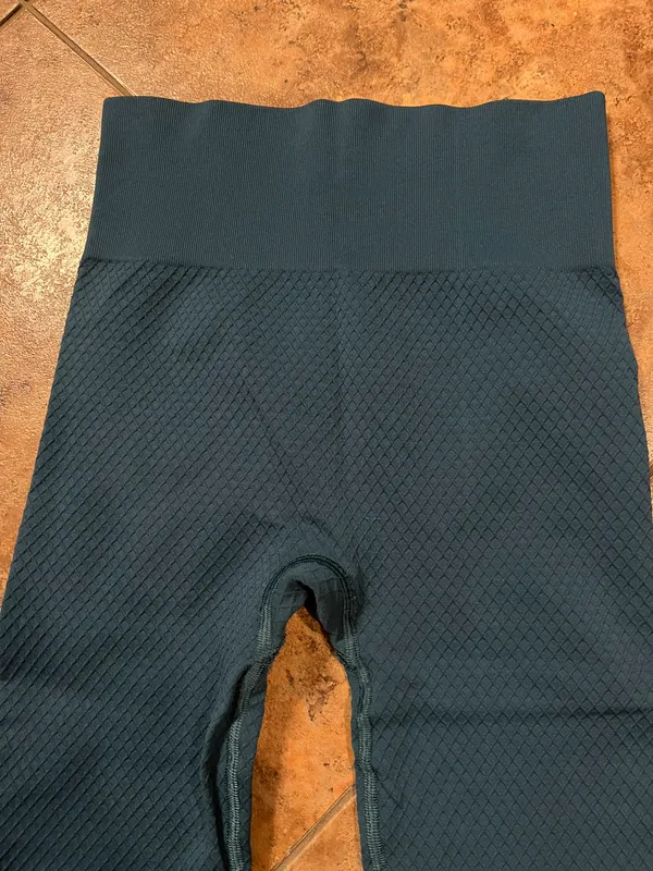 Balance Athletica Topaz Quartz Energy Leggings Teal Size M - Image 4