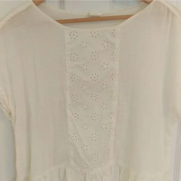 ✨ Wild Pearl Cream Flowy Babydoll Eyelet Top✨ - Image 3