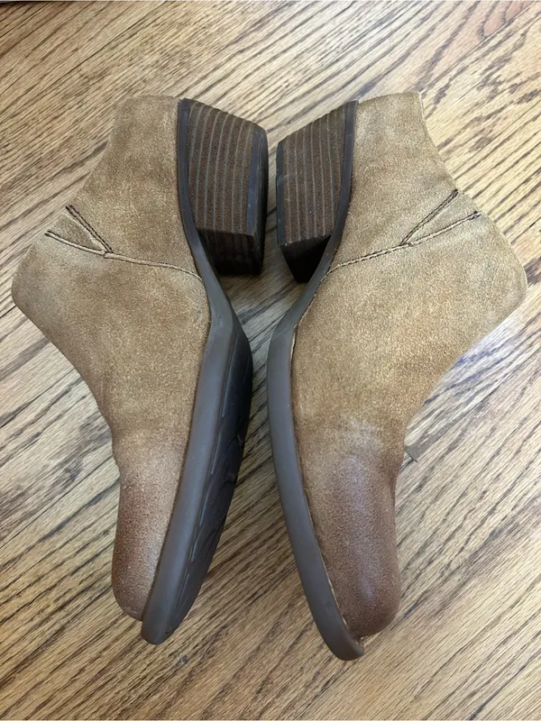 BORN Starr Tan Distressed Leather Slip On Mules Clogs Size 10 - Image 10