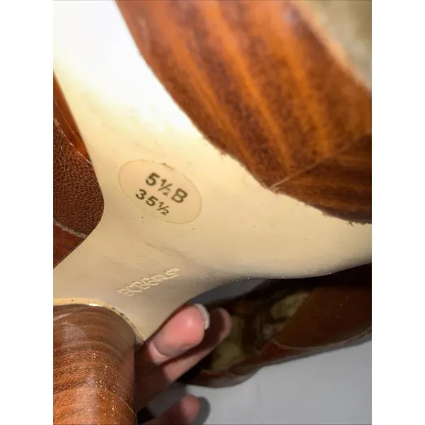 BCBGMAXAZRIA Leather Platform Cap Toe Brown‎ Heels Pumps SIZE 5.5B 35.5 - Image 10