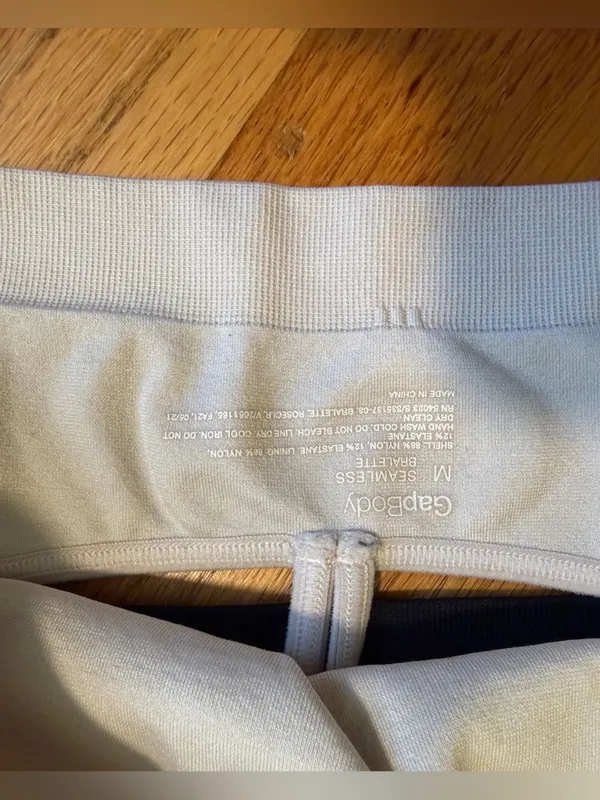 GapBody Seamless Racerback Bralette BUNDLE Size M - Image 8