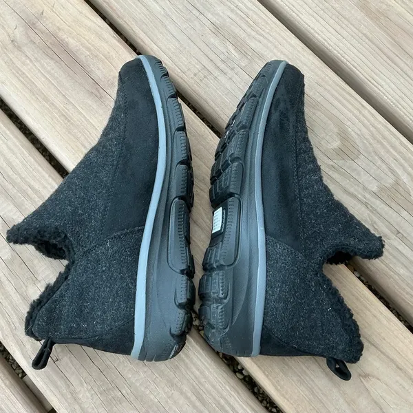 Skechers slip ons 🌟🌟🌟 - Image 10