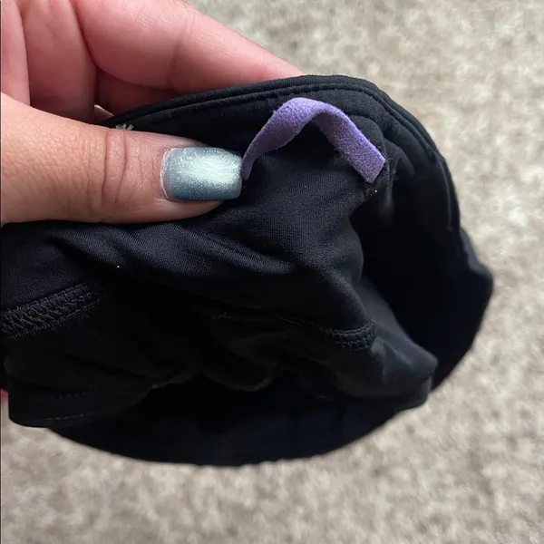 Lululemon Black Roses Speed Up Short Size 6 Black and white - Image 6