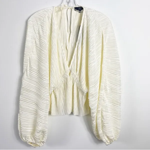 Lulu's Cream Pleated Blouse - Image 6
