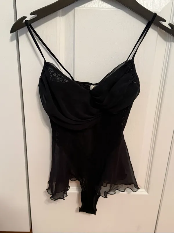 Vintage Victoria’s Secret Gold Label Black Lace Teddy - Image 2