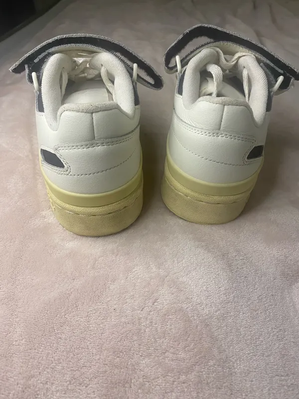 adidas men Forum 84 shoes size 8 - Image 3