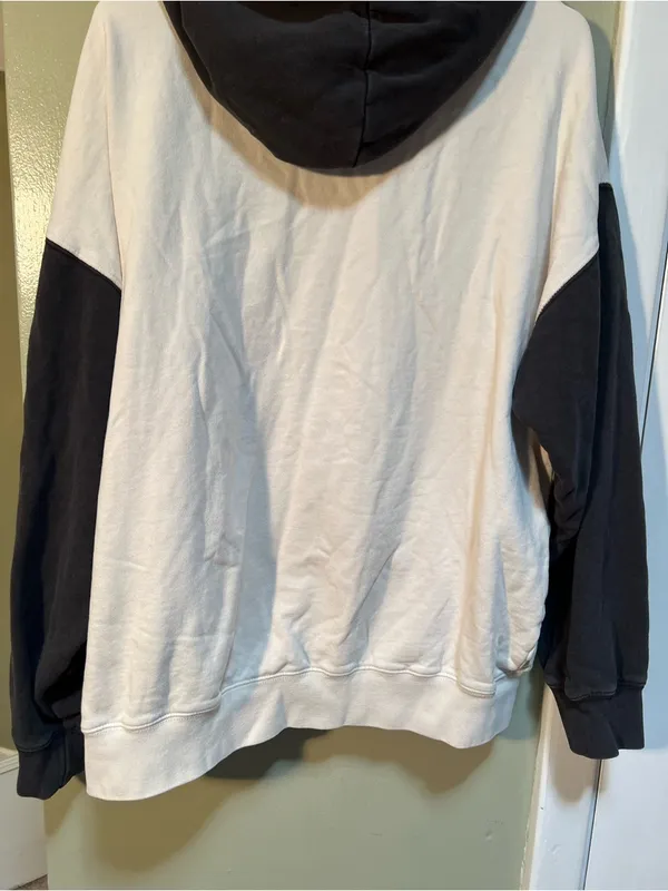 John Galt Brandy Melville Women's One Size Hoodie New York White Gray Raglan - Image 10