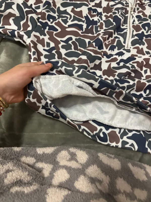 Camo Boutique Top Long Sleeve - Image 2