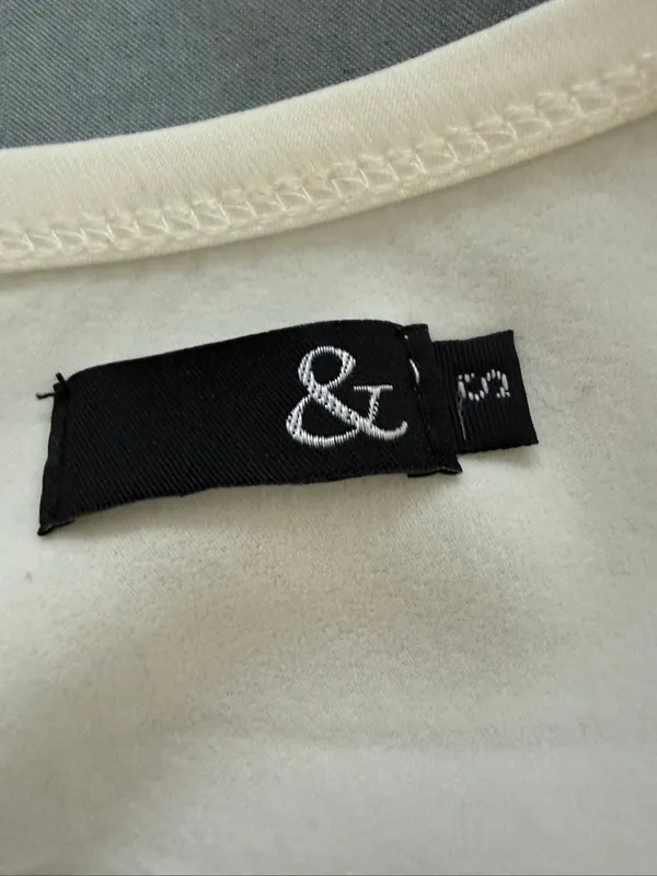 Mindy Mae’s Market & Ampersand White Navy Embroidered Top S M - Image 7