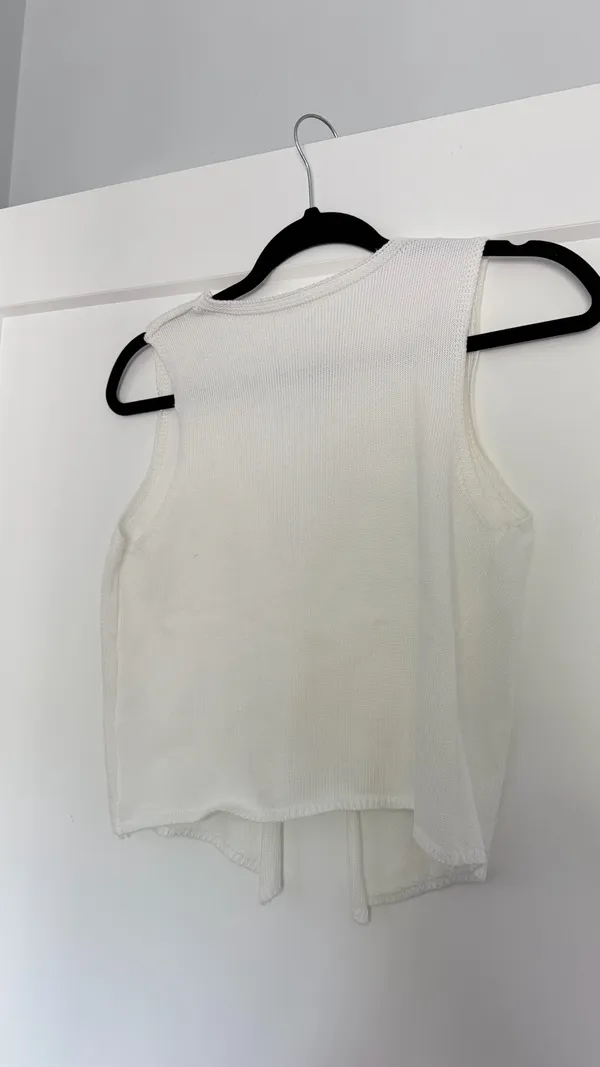 White Open Front Vest Crop Top - Image 4