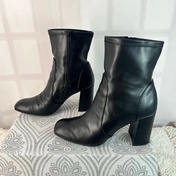 A New Day Tan Almond Toe Side Zip Block Heel Janelle Ankle Dress Bootie Size 11 - Image 3