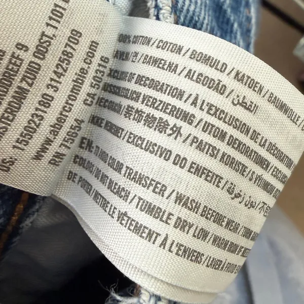 Abercrombie & Fitch Vintage Wash Annie High Rise Girlfriend Tapered Leg Jeans - Image 7