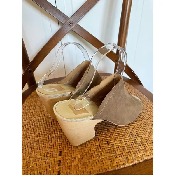 Dolce vita tan leather slide wood heels size 9 - Image 4