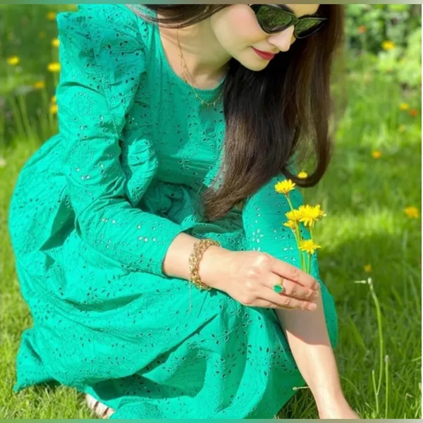 ZARA Broderie‎ Anglaise Cutwork Embroidered Eyelet Ruffle Midi Dress Green Sz XS - Image 5