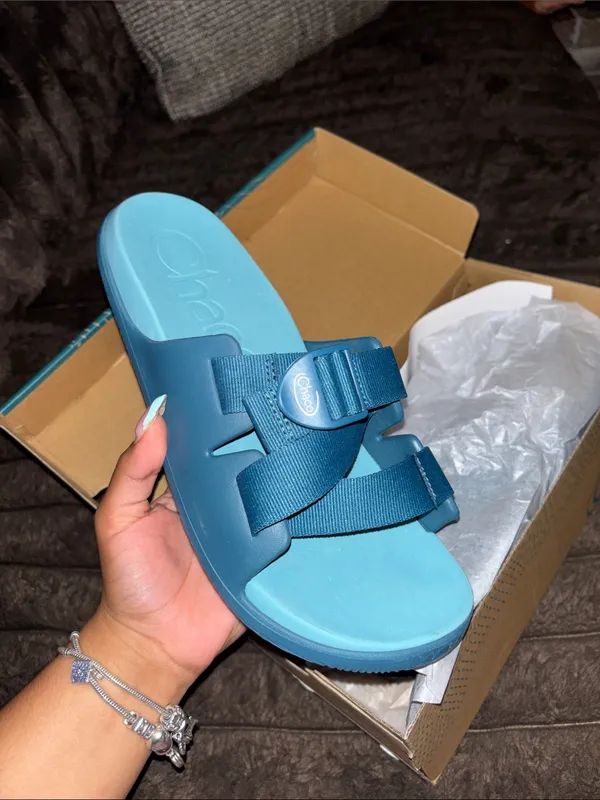 Chacos Chillos Slides for women - Image 8