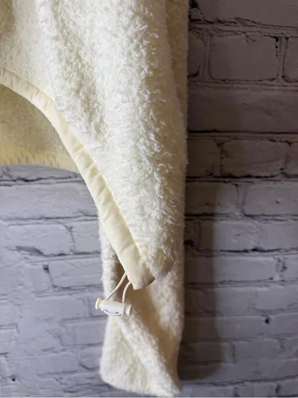NWT skims fuzzy cream colored crop sweat shirt - Image 7