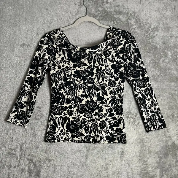 Vintage Goth Romantic Black White Floral Off Shoulder Top Y2K Baddie 90s Small‎ - Image 3