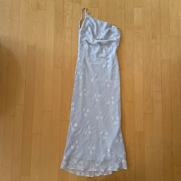 Princess Polly Jazmira one shoulder floral lavender maxi dress with open back - Image 2