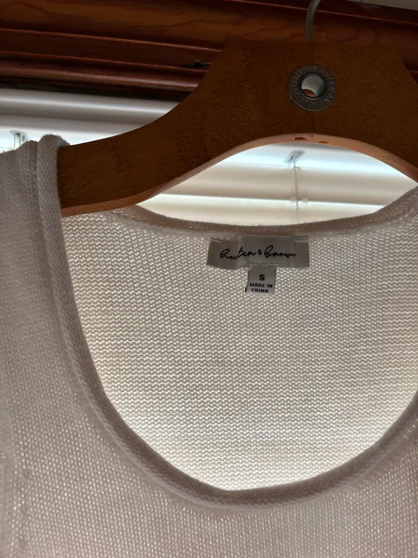 White crop top - Image 3