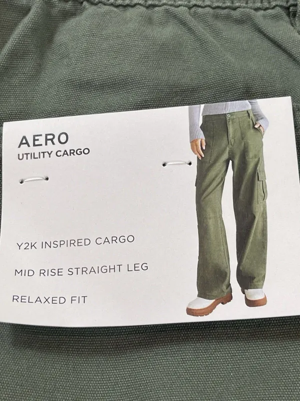 Aeropostale Aero Utility Cargo Pants Women XL Green Y2K Straight Leg Relaxed NWT - Image 2
