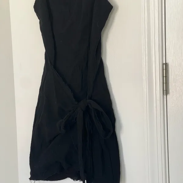 Princess Polly Elegant Black Spaghetti Strap Tie Dress - Image 2