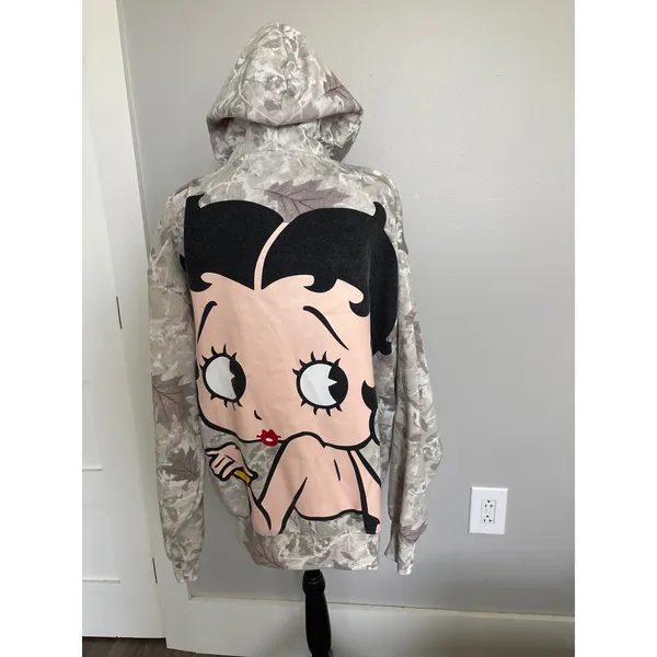 Fleischer Studios Betty Boop Camo Leaf Zip‎ Up Hoodie XL Tan Grey Graphic Back - Image 3