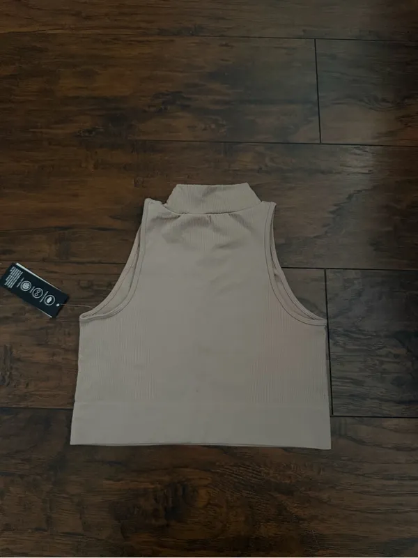 Gilly Hicks Hollister Ribbed Zip Mock Neck Active Crop Top - Beige - Image 5