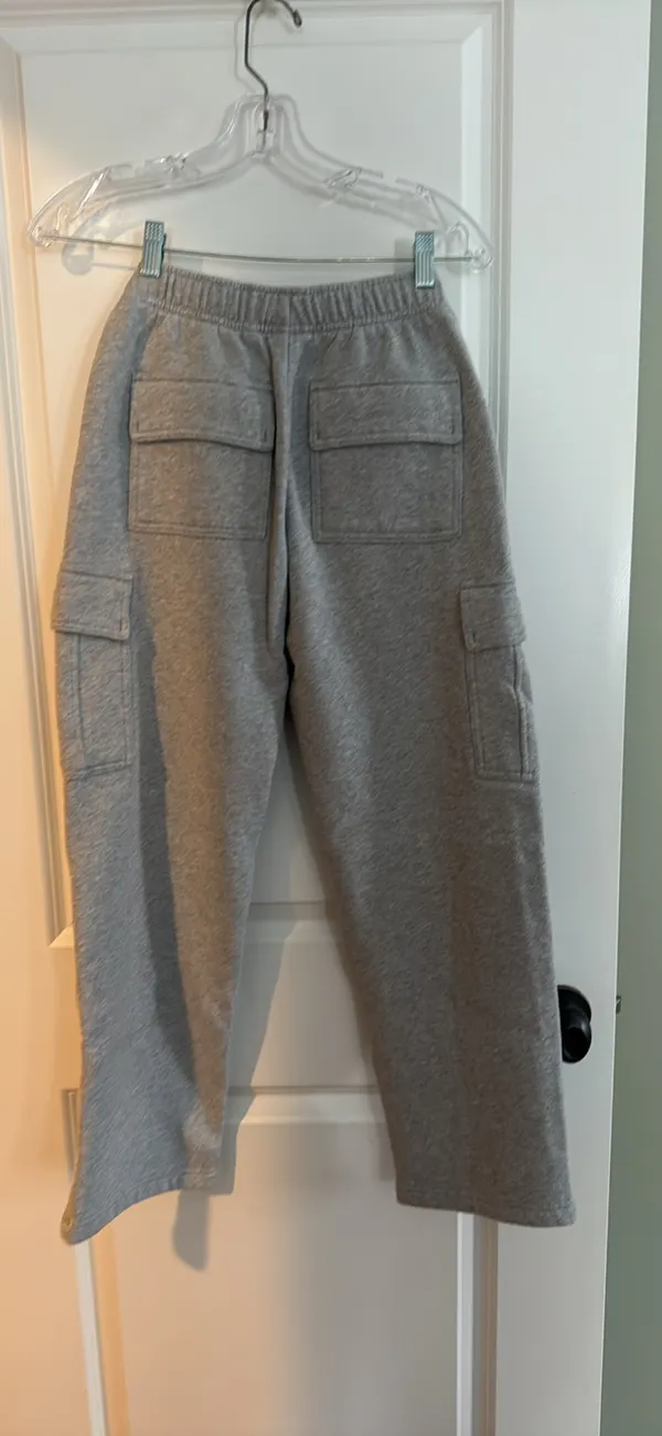 Aritzia Mega Sweatpants Cargo Fleece Cozy - Image 3