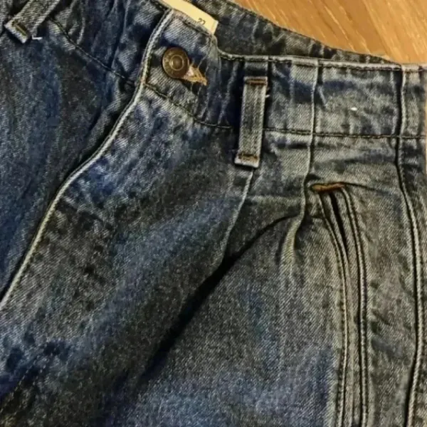 Abercrombie & Fitch‎ Ultra High Rise Mom Jeans women’s Size 27 - Image 8