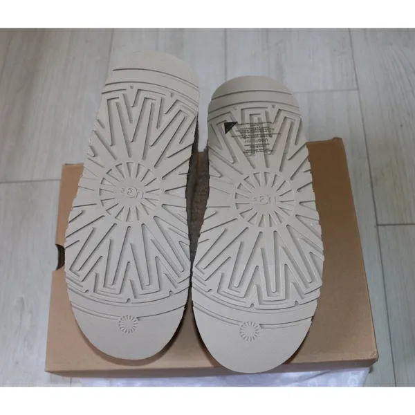 UGG Tazz Maxi Curly Genuine Shearling Platform Slippers - Image 8