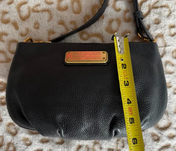 Marc by Marc Jacobs Black Leather Crossbody Bag - Image 8