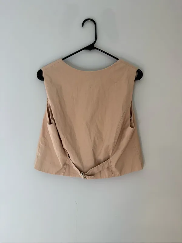 Abercrombie & Fitch Tan Tailored Button Front Vest Top Women’s Large - Image 6